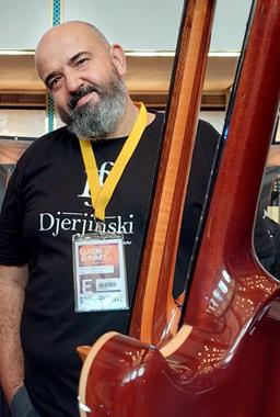 Djerjinski Custom Guitars