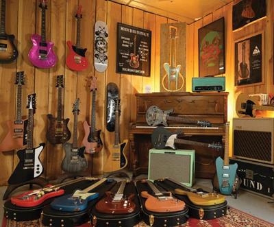 Wild Custom Guitars: French excellence in the wild