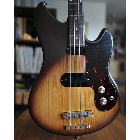 Basses LOVALET GUITARS - Crossroad IV - Basse 4 cordes