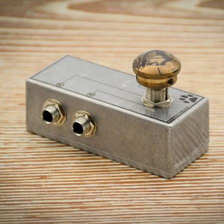 Effets Guitares & Basses Pedal Room Italy - Fungo Ø 24mm - H 14,5mm - Serie \"Vintage\" - Accessoires