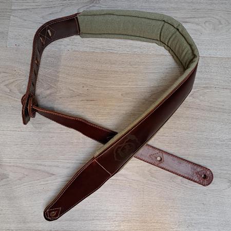 Ac­ces­soires pour Gui­tares & Basses 10/9 ème Musicwear - Sangle pour guitare/basse en cuir marron, rembourrée, doublée vercors kaki. - Sangles