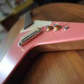 Electric guitars LOVALET GUITARS - Avion Junior - 6-string guitars