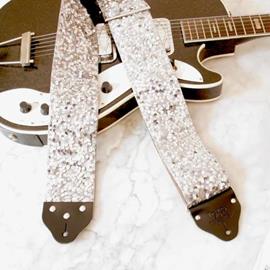 Ac­ces­soires pour Gui­tares & Basses Tom's Vintage Straps - Custom 3\" Wide Silver 'Sequins' Guitar/Bass Hippie Strap - Sangles