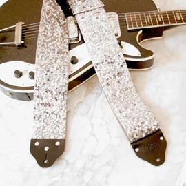 Ac­ces­soires pour Gui­tares & Basses Tom's Vintage Straps - Custom 3\" Wide Silver 'Sequins' Guitar/Bass Hippie Strap - Sangles