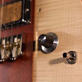 Guitares électriques Solbach Guitares - Echoes - Deluxe Cherry (Humbucker) - Guitares 6 cordes