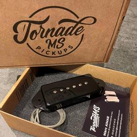 Ac­ces­soires pour Gui­tares & Basses Tornade MS Pickups - Micro P-90 Dog Ear - Guitare électrique