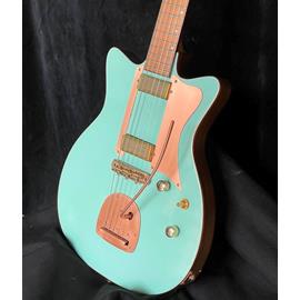 Guitares électriques Hervé Berardet - Guitare et Création - Osiris Sb « SharkyTone » GF \"Seaside\", set GoldFoil, Vibrato et Copper look ! - Guitares 6 cordes