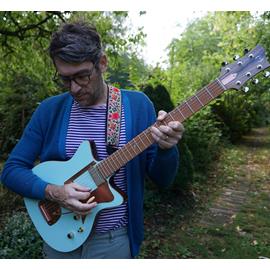 Guitares électriques Hervé Berardet - Guitare et Création - Osiris Sb « SharkyTone » GF \"Seaside\", set GoldFoil, Vibrato et Copper look ! - Guitares 6 cordes