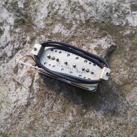 Ac­ces­soires pour Gui­tares & Basses Euterpe Micros - P90 format humbucker Vintage Hot Alnico 2 - Guitare électrique
