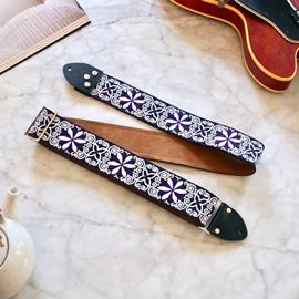 Ac­ces­soires pour Gui­tares & Basses Tom's Vintage Straps - Purple 'Dresden' Guitar/Bass Hippie Strap - Sangles