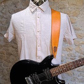 Accessories 10/9 ème Musicwear - Sangle guitare ou basse en cuir jaune patiné piqûres marron - Straps
