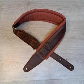 Accessories 10/9 ème Musicwear - Sangle pour guitare/basse en cuir marron, rembourrée, doublée tissus vercors terra cotta - Straps