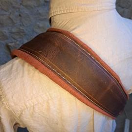 Accessories 10/9 ème Musicwear - Sangle pour guitare/basse en cuir marron, rembourrée, doublée tissus vercors terra cotta - Straps