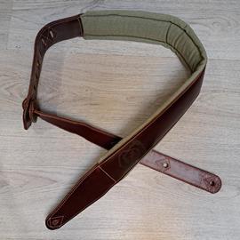 Ac­ces­soires pour Gui­tares & Basses 10/9 ème Musicwear - Sangle pour guitare/basse en cuir marron, rembourrée, doublée vercors kaki. - Sangles