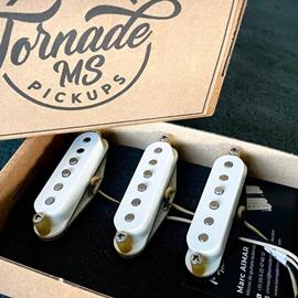 Ac­ces­soires pour Gui­tares & Basses Tornade MS Pickups - Set Strat Gilmourish - Guitare électrique